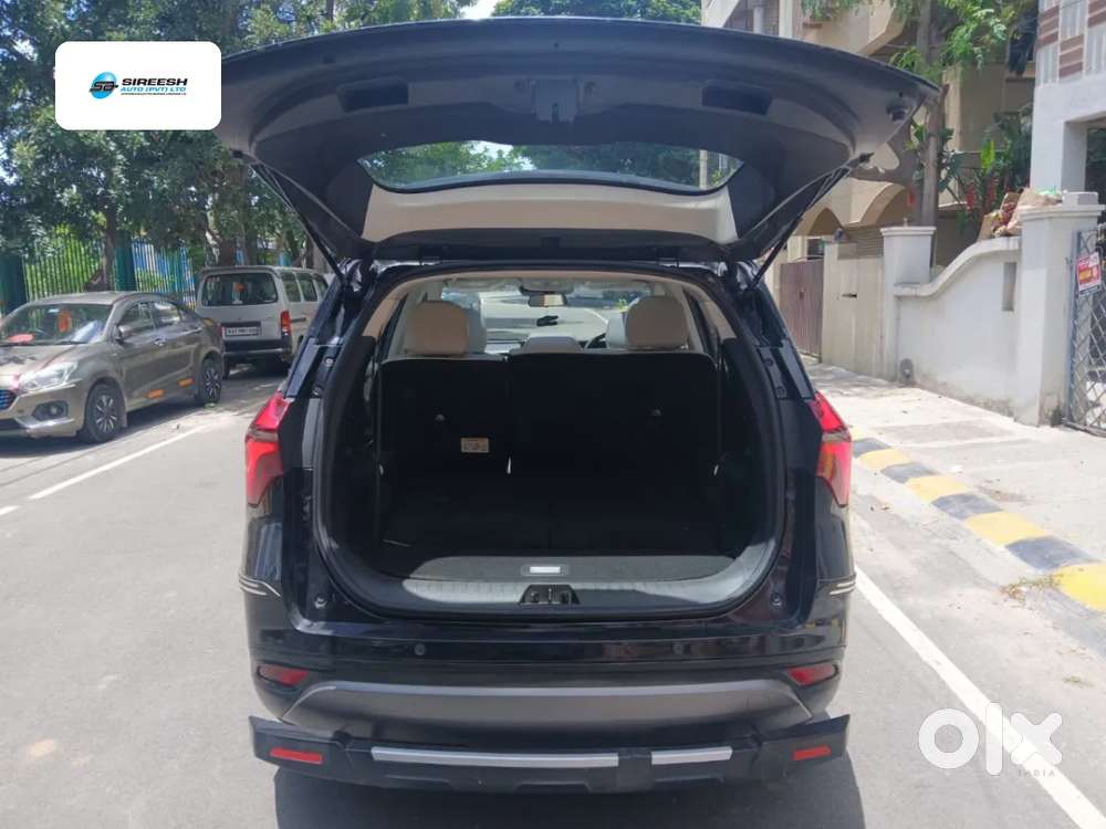 Mahindra Xuv700 2.2 Ax 7 Diesel Mt Luxury Pack Str, 2024, Diesel