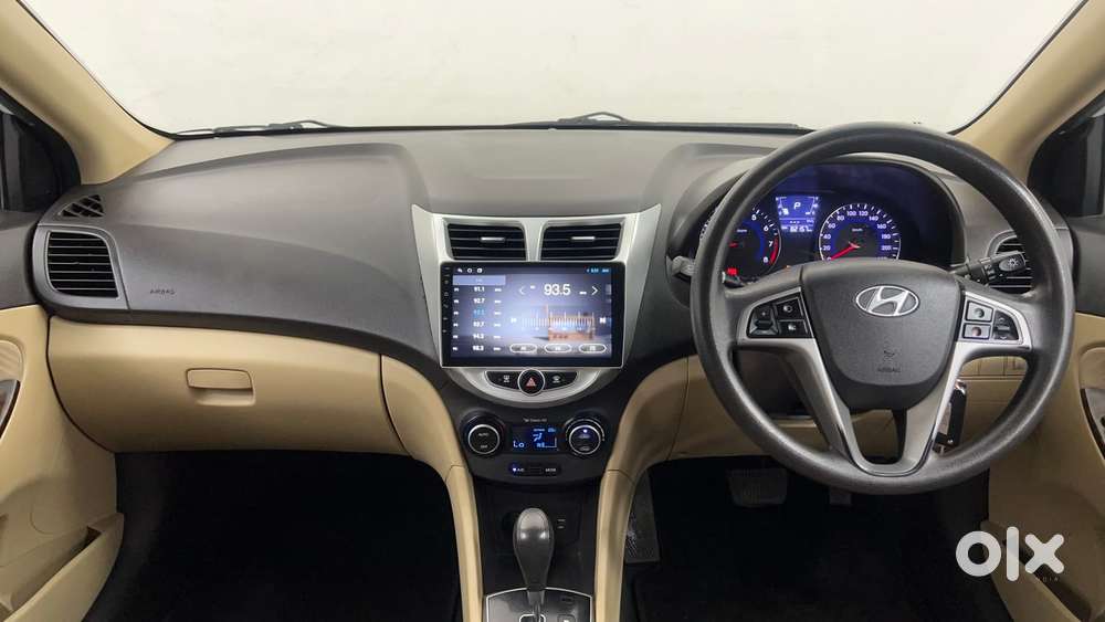 Hyundai Verna Fluidic 1.6 Vtvt Sx, 2017, Petrol