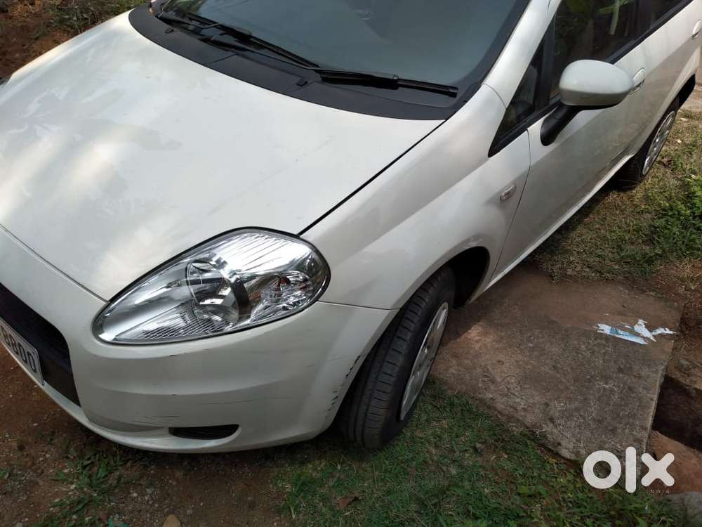Fiat Punto Diesel 2011 Km Driven