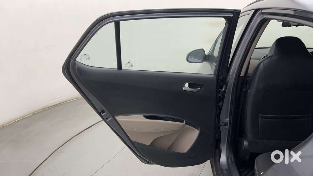 Hyundai Grand I10 1.2 Kappa Asta At Vtvt, 2016, Petrol