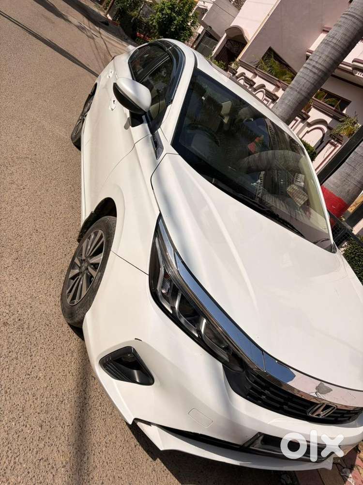 Honda City 2024 Petrol Well Maintained