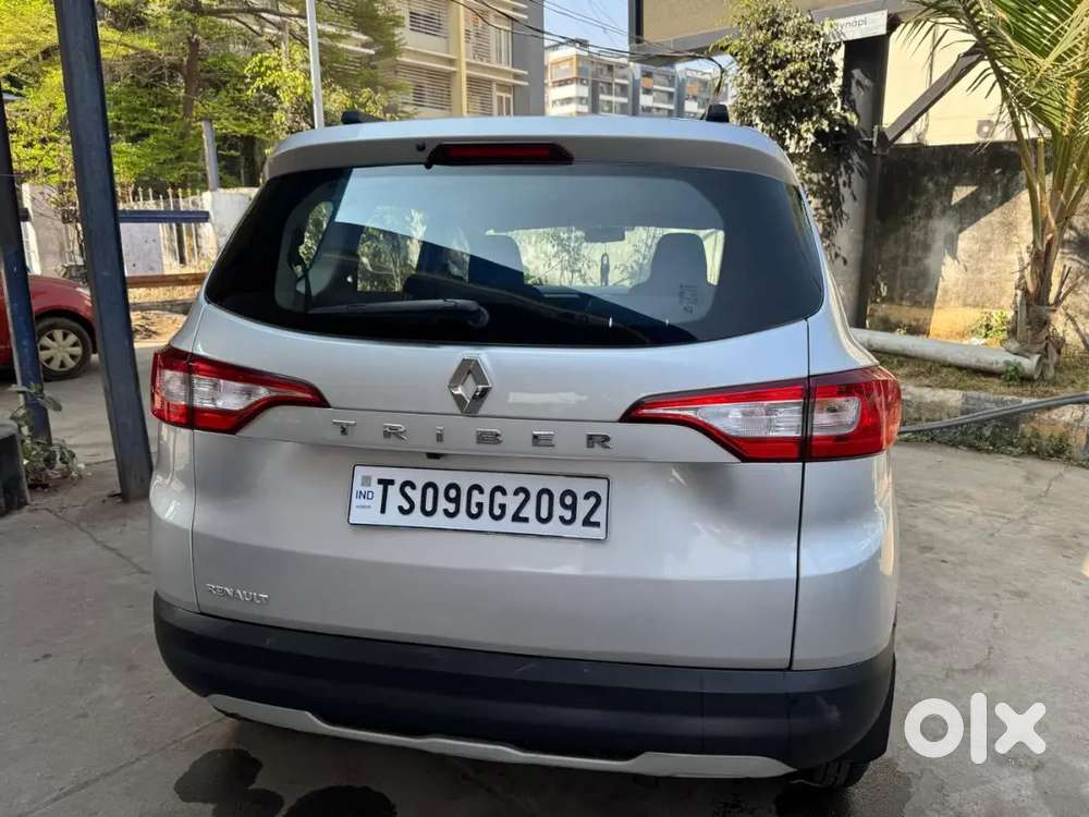Final Price No Bargaining Seven Seater Car For Sale Good Condition