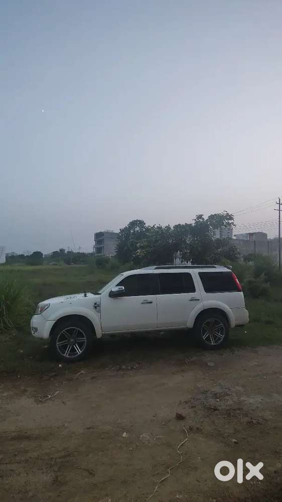 Ford Endeavour 2011 Diesel