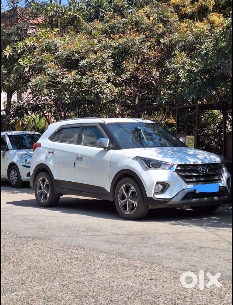Hyundai Creta 1.6 Sx(o) Polar White (negotiable)
