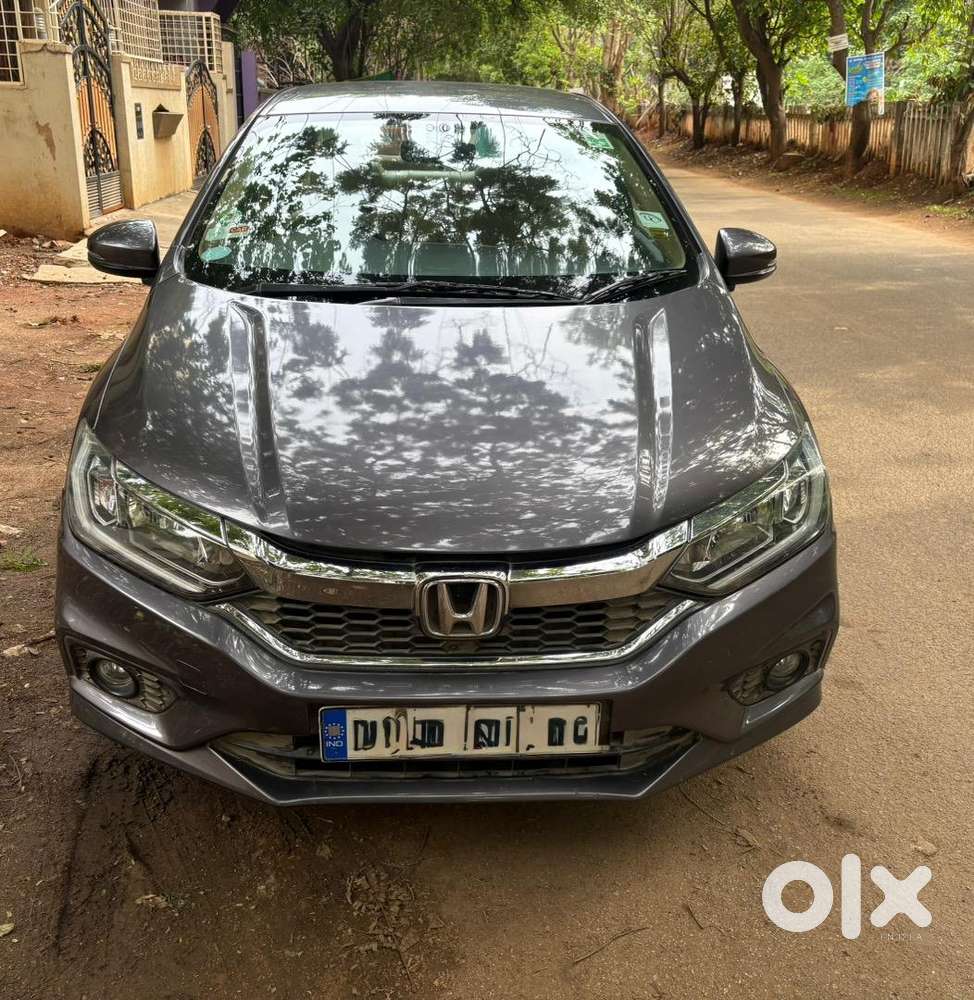 Honda City V Petrol Manual 2017  1st Owner  54.7k Km  Well Maintain