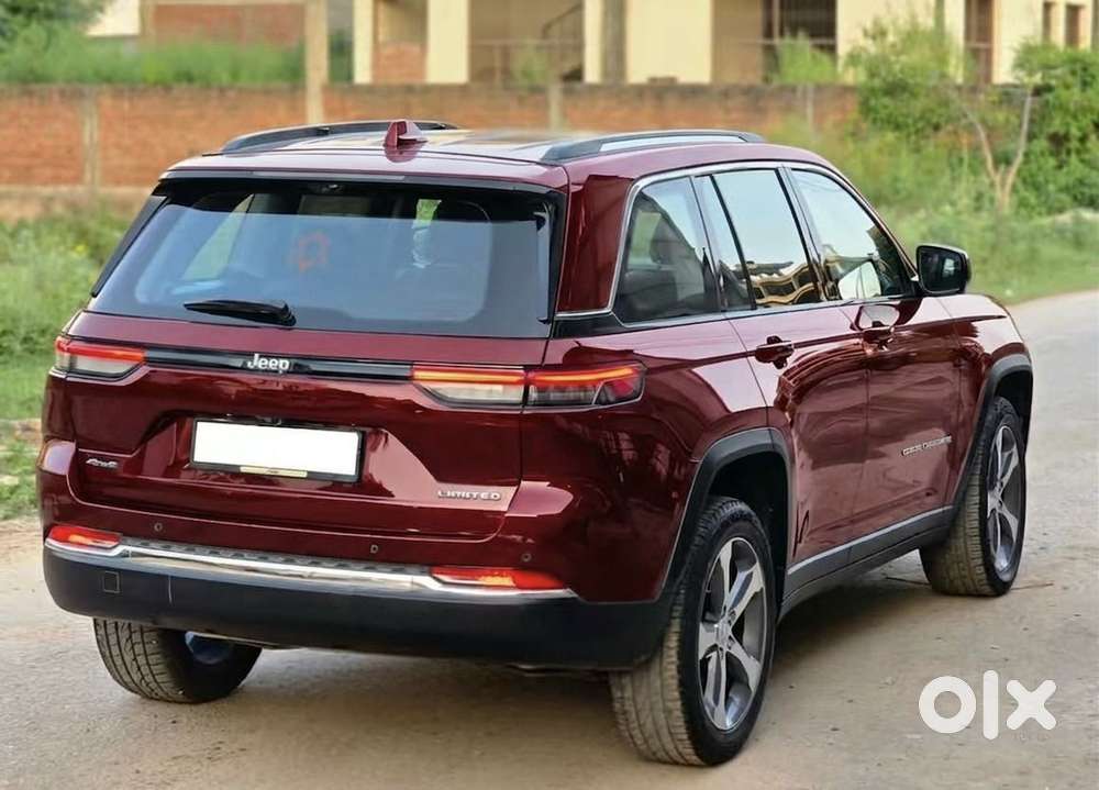 Jeep Grand Cherokee Limited (o) 4x4 At, 2023, Petrol
