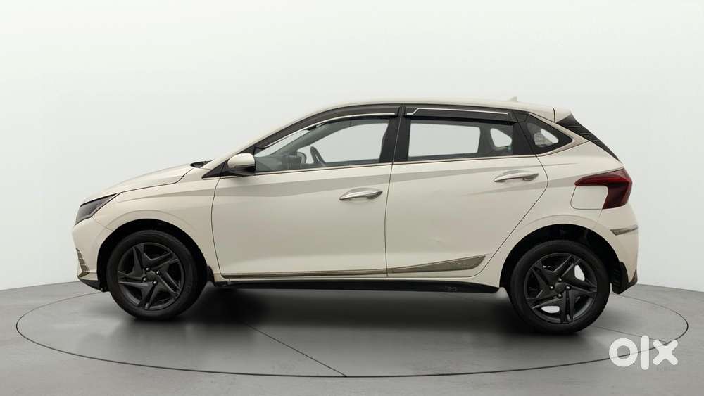 Hyundai New I20 1.2 Sportz Ivt, 2022, Petrol