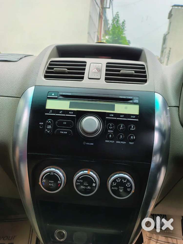 Maruti Suzuki Sx4 Zxi 2010 Petrol Manual.    Cng Fitted