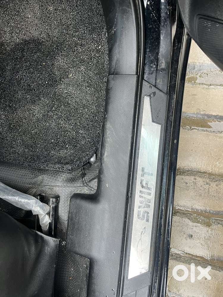 Maruti Suzuki Swift Vvt Zxi, 2024, Petrol