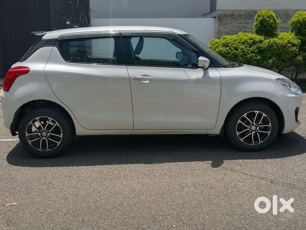 Maruti Suzuki Swift Vxi 1.2 Abs Bs-iv, 2018, Petrol