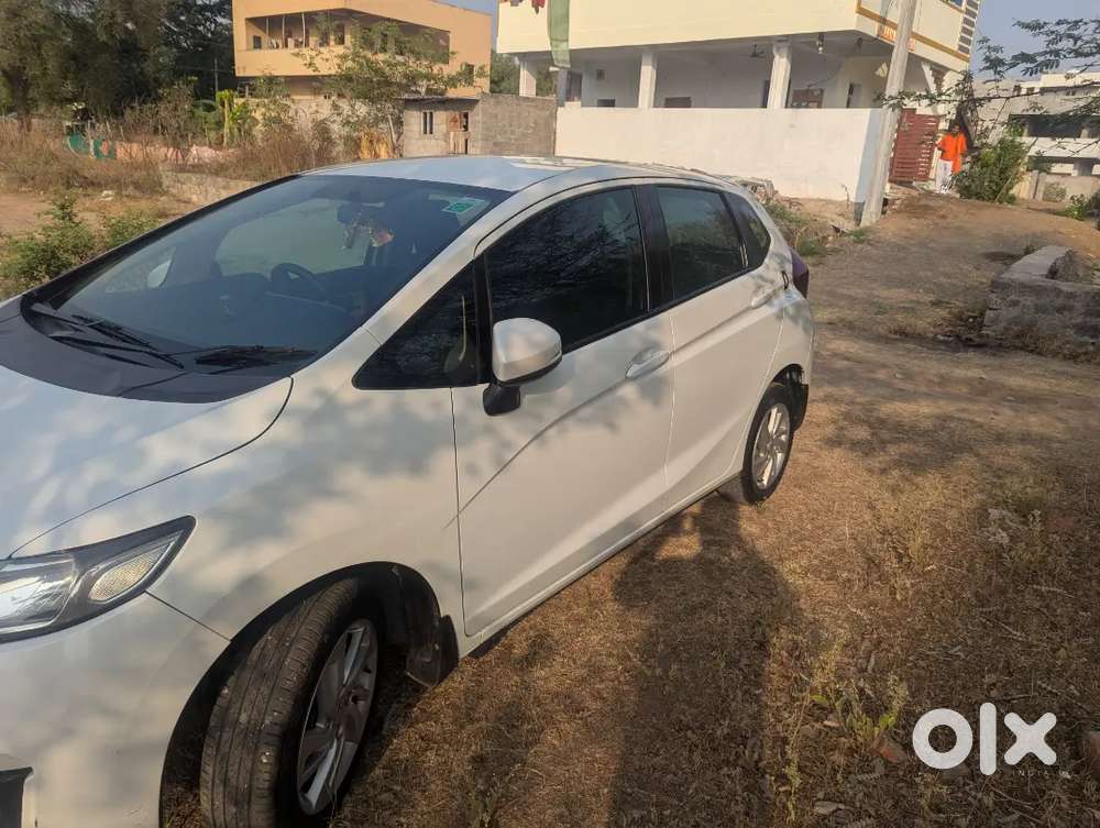 Look Likes New Car