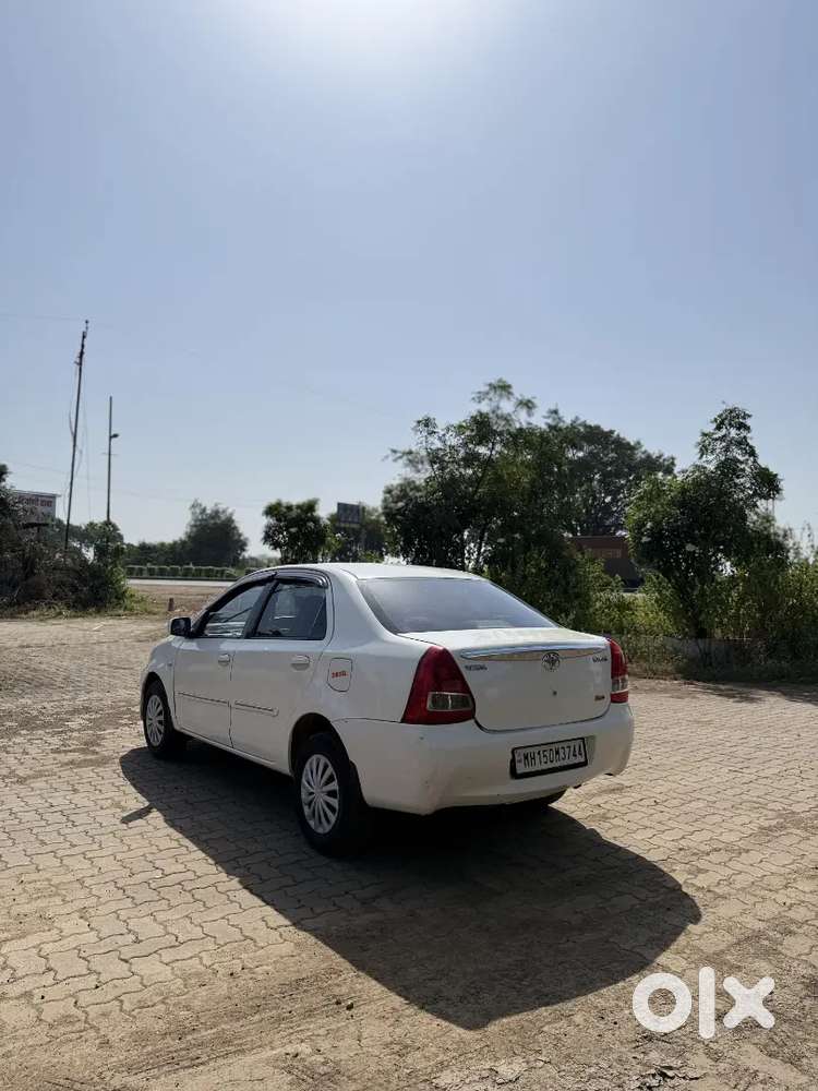 Toyota Etios 2012
