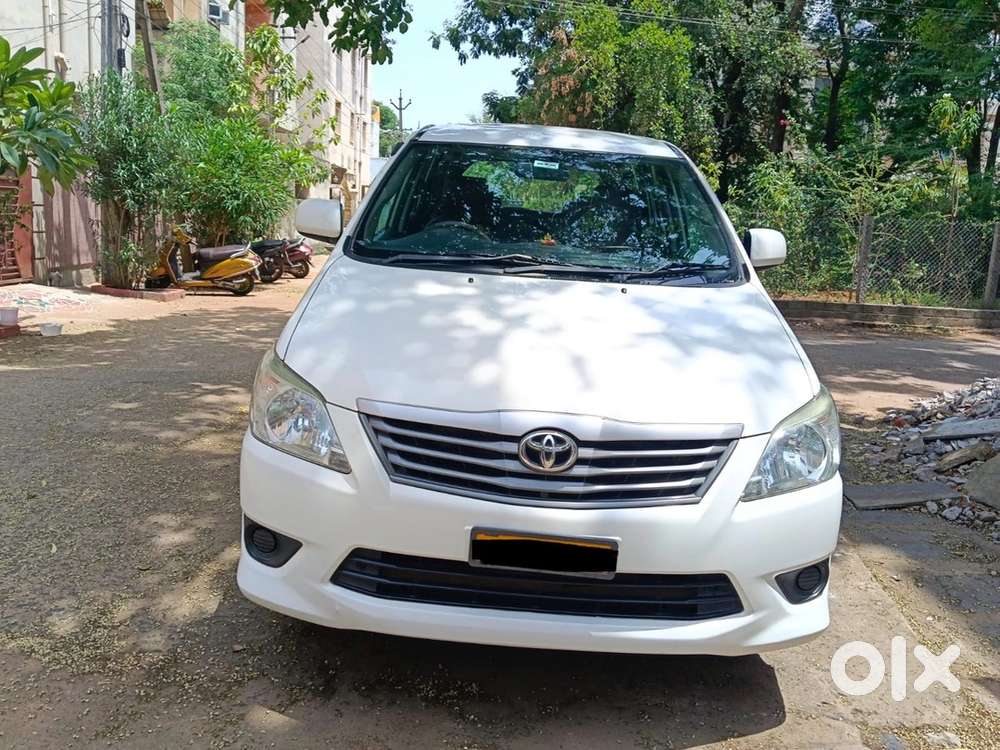 Toyota Innova Diesel 2016 Model
