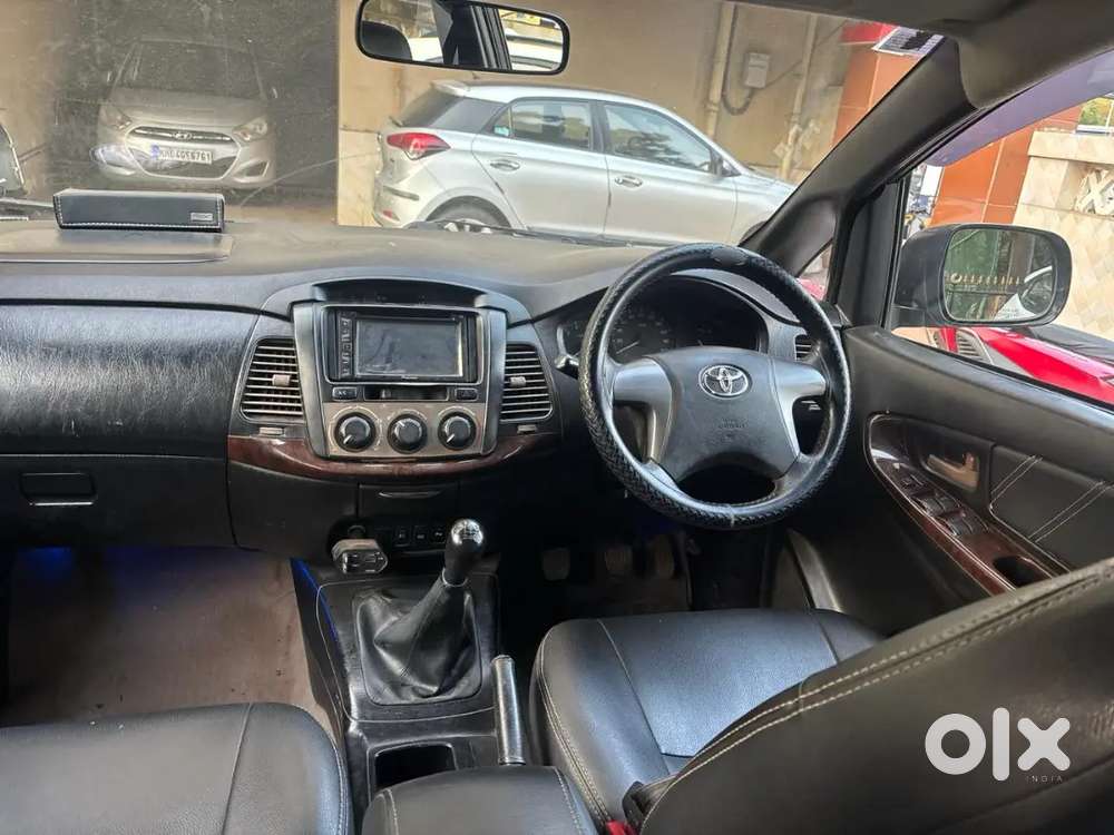 Toyota Innova 2015 Diesel Well Maintained