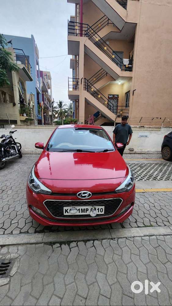 2017 Hyundai Elite I20 Asta(o) Petrol  43,000 Km  Hyundai Service Hi