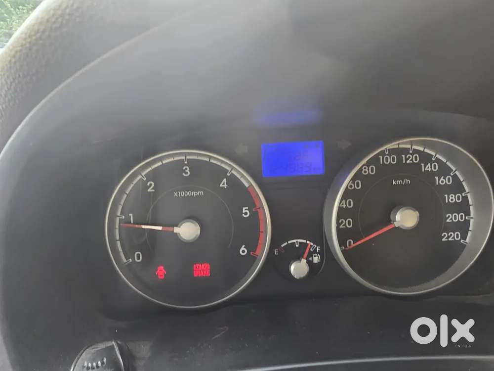 Hyundai Verna 2010