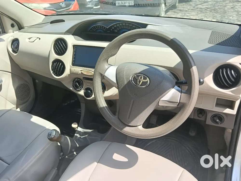 Toyota Etois Petrol V Fancy Number