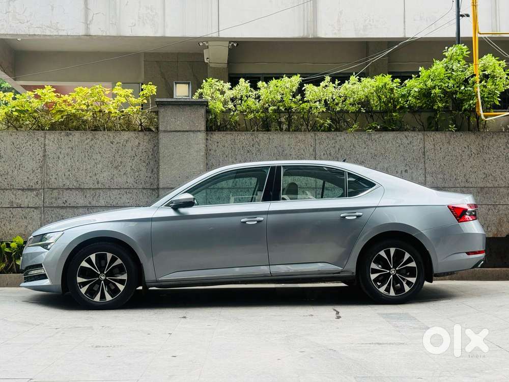 Skoda Superb 2.0 Tsi At L&k, 2021, Petrol