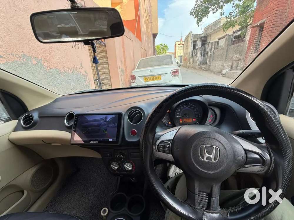 Honda Amaze 2015 Petrol Well Maintained