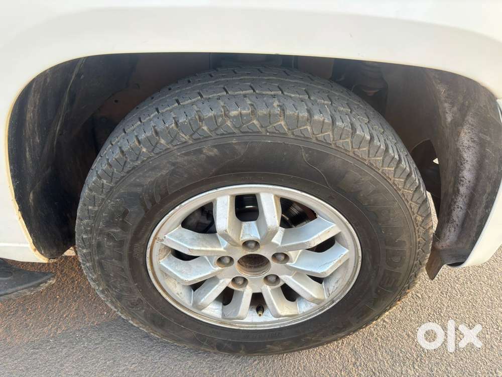 Mahindra Tuv 300 Mhawk100 T8, 2016, Diesel