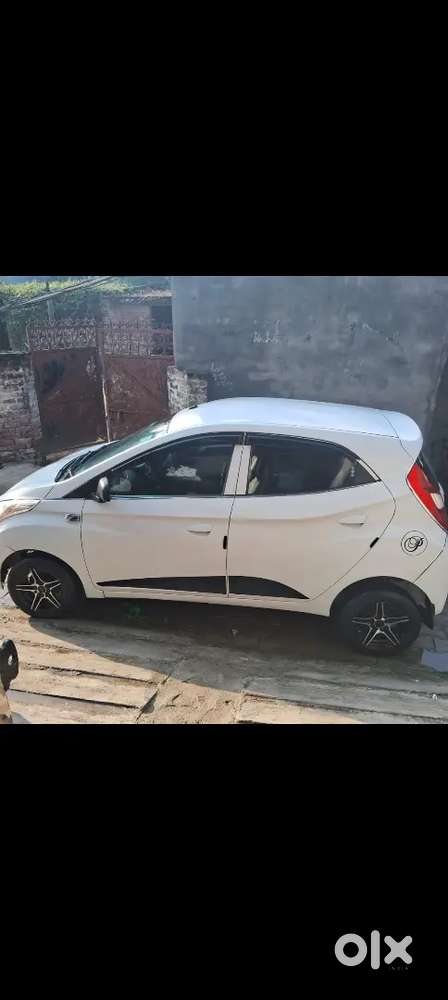 Hyundai Eon 2017 Petrol 37000 Km Driven