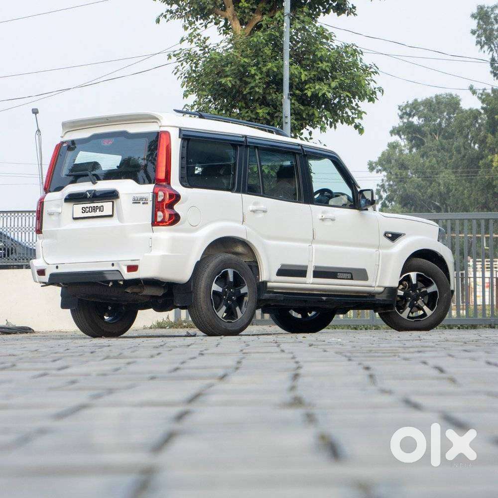 Mahindra Scorpio Classic 2.2 S 11 Mt 7 Str, 2024, Diesel