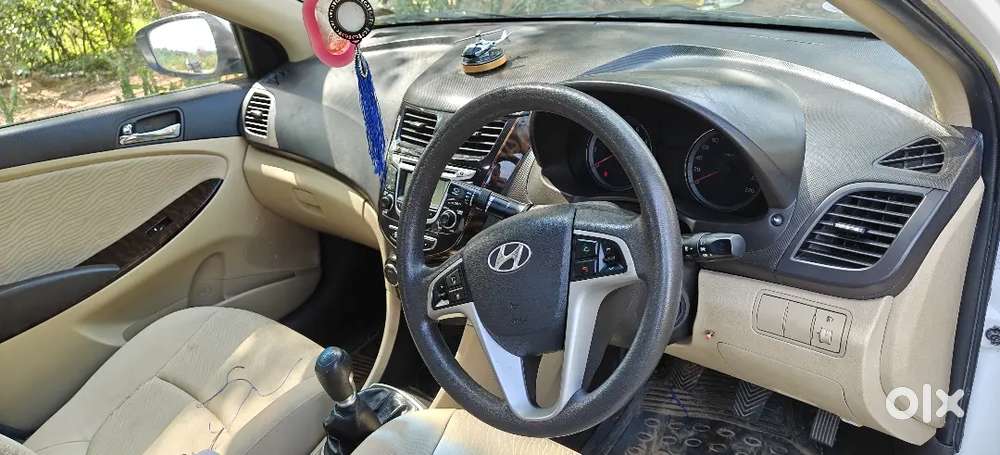 Hyundai Verna 1.6 Vtvt 2013
