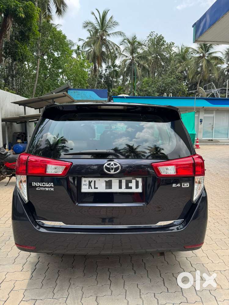Toyota Innova Crysta 2.4 Gx Limited Edition At 8 Str, 2021, Diesel