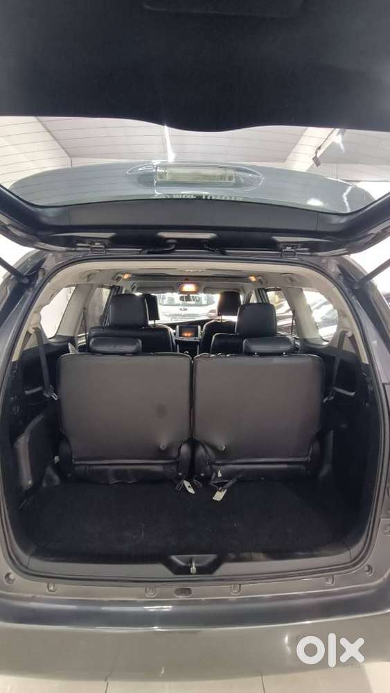 Toyota Innova Crysta 2.4 V 7 Str, 2017, Diesel