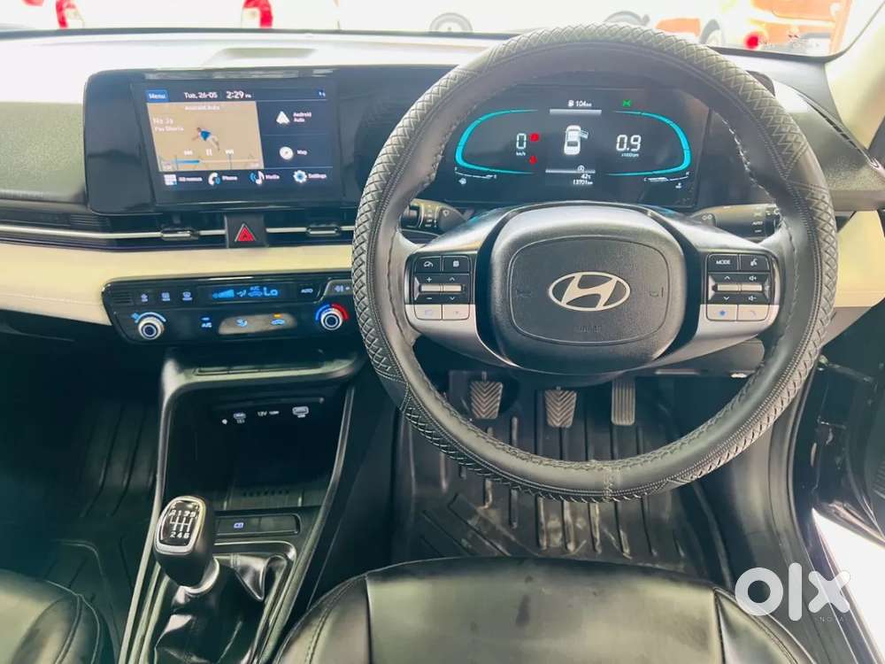 Hyundai Verna 1.5 Mpi Mt Sx (o), 2023, Petrol