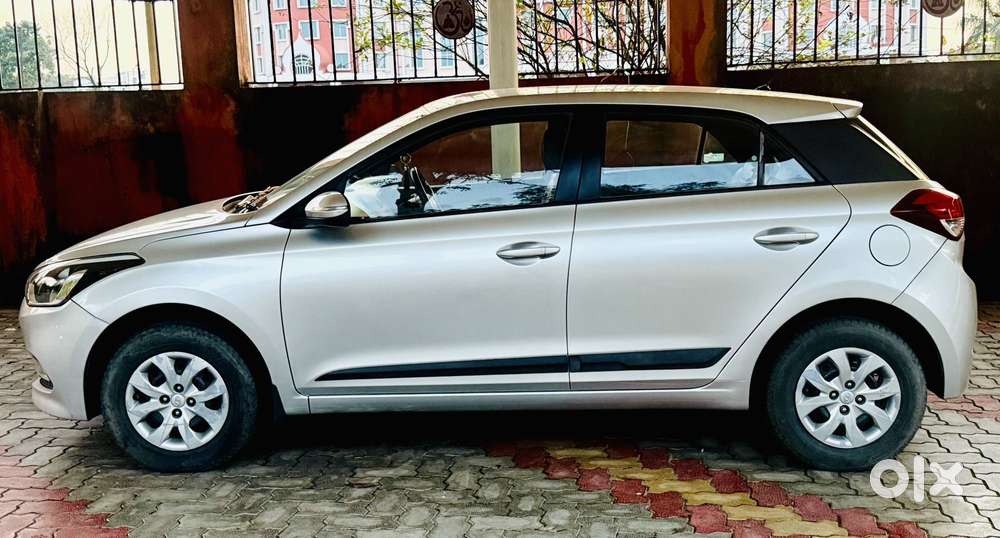 Hyundai Elite I20 Sportz Plus, 2015, Petrol