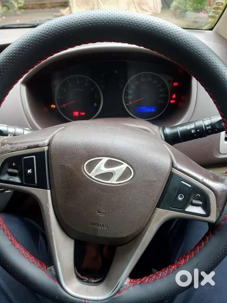 Hyundai I20 Asta At 2011