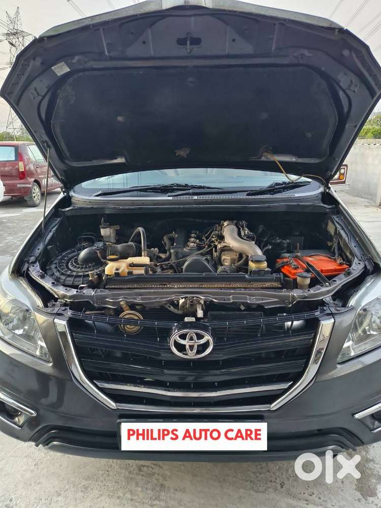 Toyota Innova 2.5g Diesel (2015) - Excellent Condition