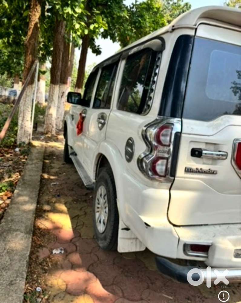 Mahindra Scorpio 2017 Diesel Well Maintained
