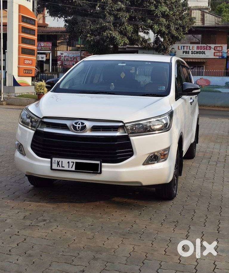 Toyota Innova Crysta 2.4 Gx Mt, 2016, Diesel