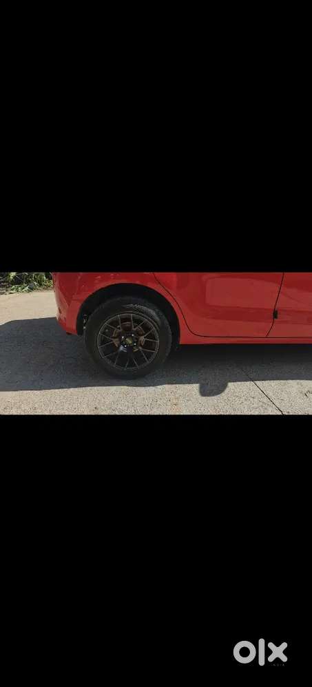 Maruti Suzuki Swift 2022 Petrol 34000 Km Driven