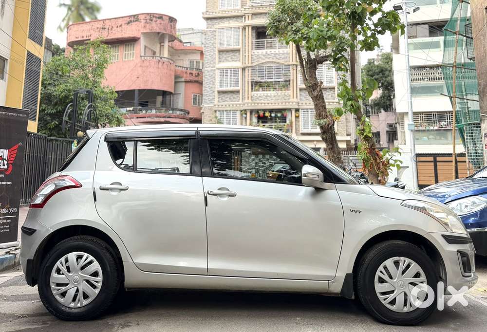 Maruti Suzuki Swift Vxi Optional, 2017, Petrol