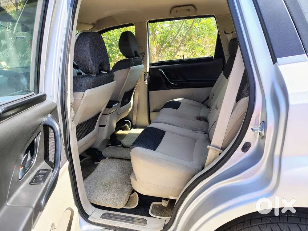 Mahindra Xuv500 2018 Diesel Well Maintained