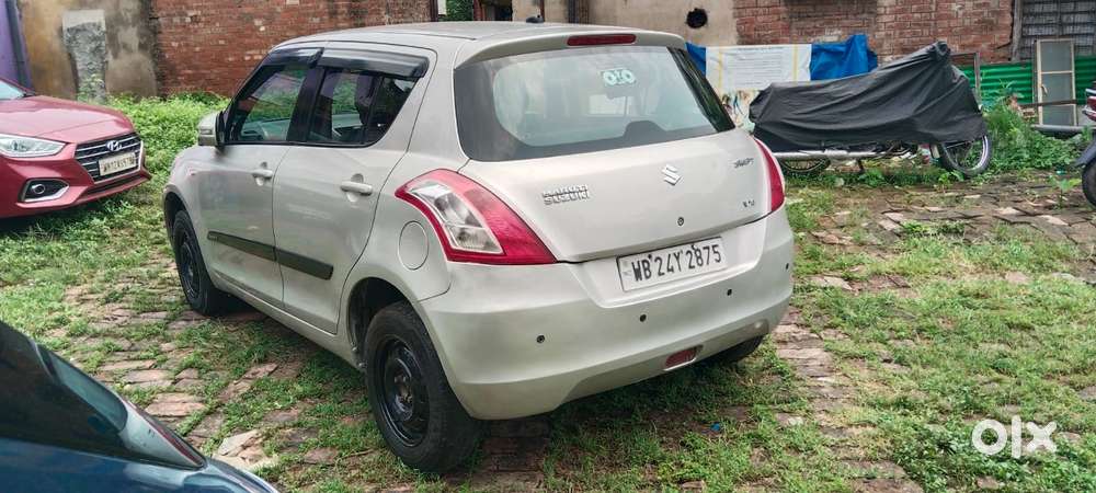 Maruti Suzuki Swift Vxi 1.2 Abs Bs-iv, 2014, Petrol