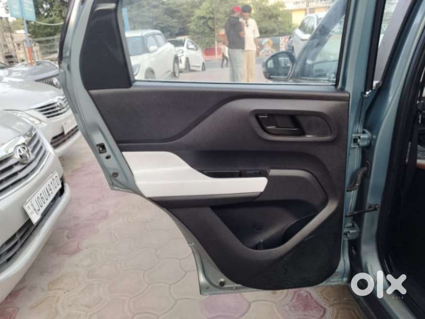 Tata Punch Accomplished, 2022, Petrol