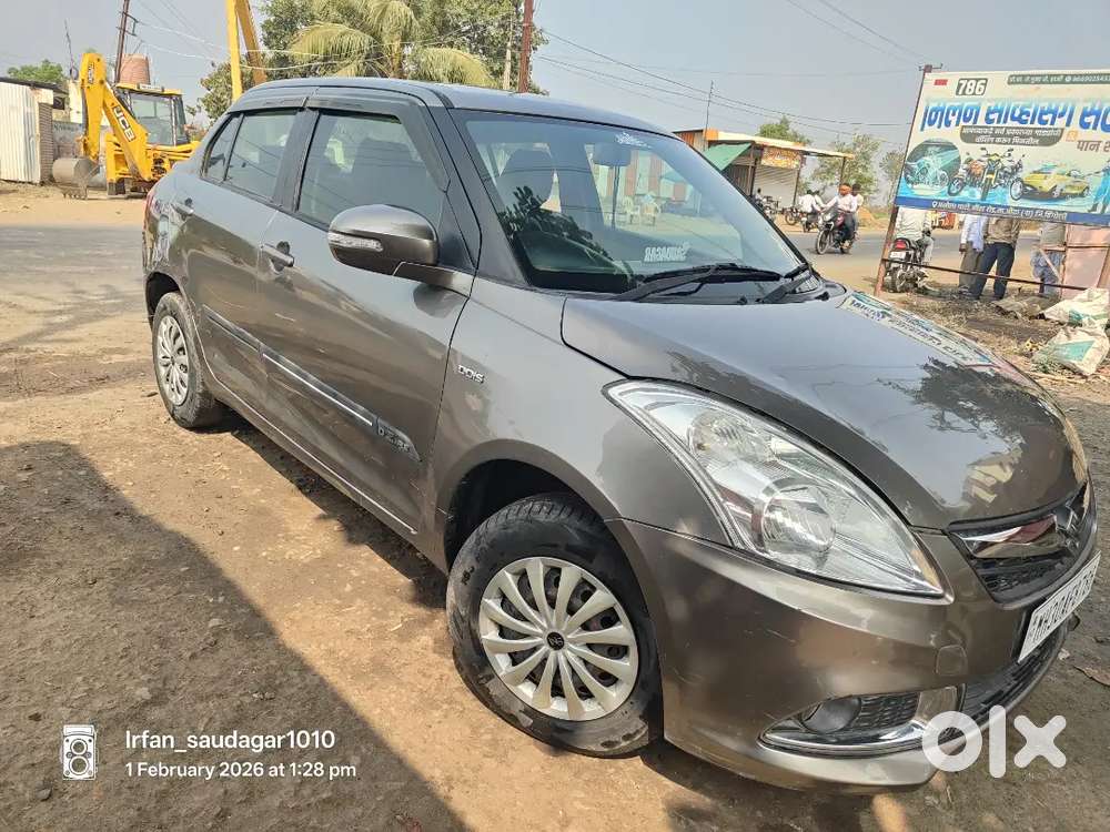 Second Owner And Km 98000/-  Showroom Service Record