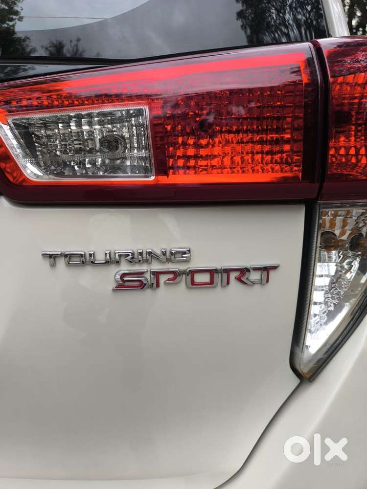 Toyota Innova Crysta Touring Sport 2.4 Mt, 2017, Diesel