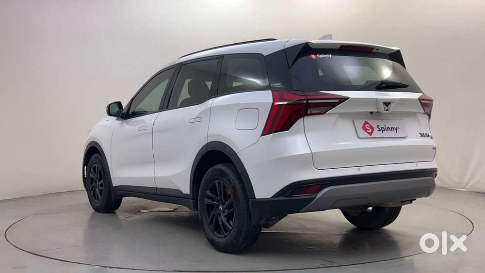 Mahindra Xuv700 2.0 Ax 5 Petrol At Str, 2023, Petrol