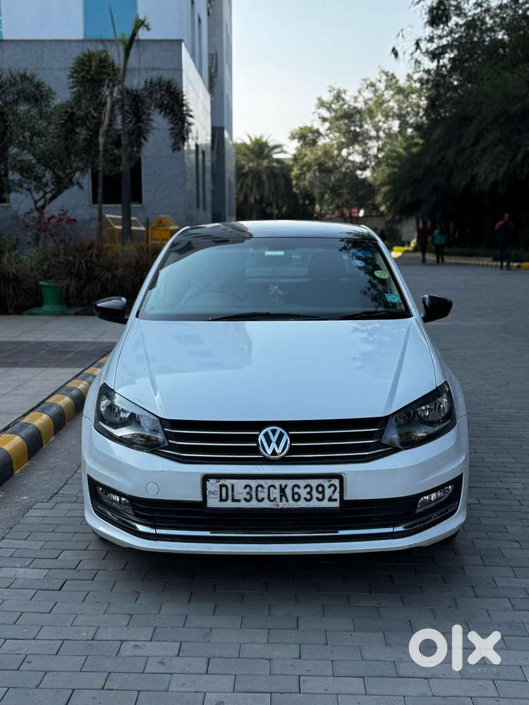 Volkswagen Vento 1.2 Tsi Highline Plus At, 2016, Petrol