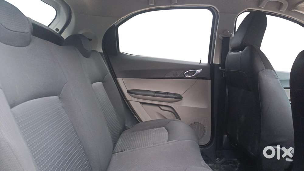 Tata Tiago 1.2 Revotron Xza, 2019, Petrol