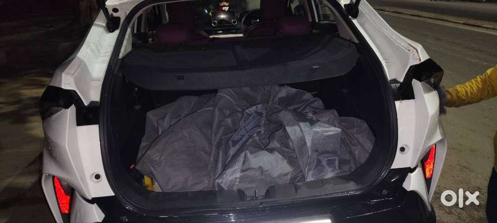 Tata Curvv Petrol 20500km Driven And 24 Dec 2024 Registration Date