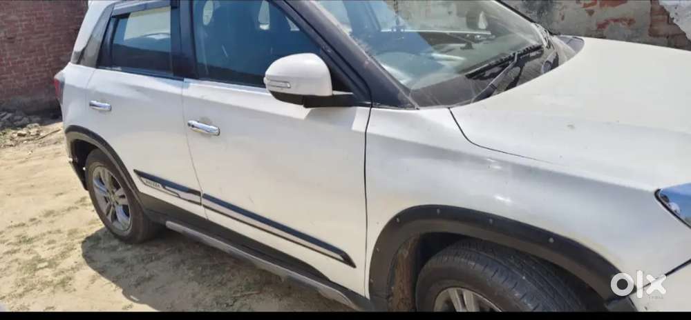 कोई दिक्कत नहीं है एक दम बढ़िया गाड़ी है