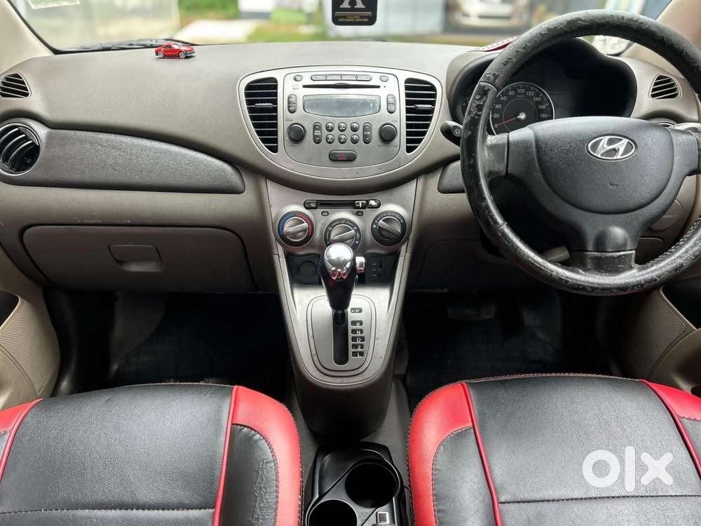Hyundai I10 Sportz At, 2013, Petrol