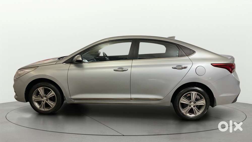 Hyundai Verna 1.6 Vtvt Sx, 2019, Petrol