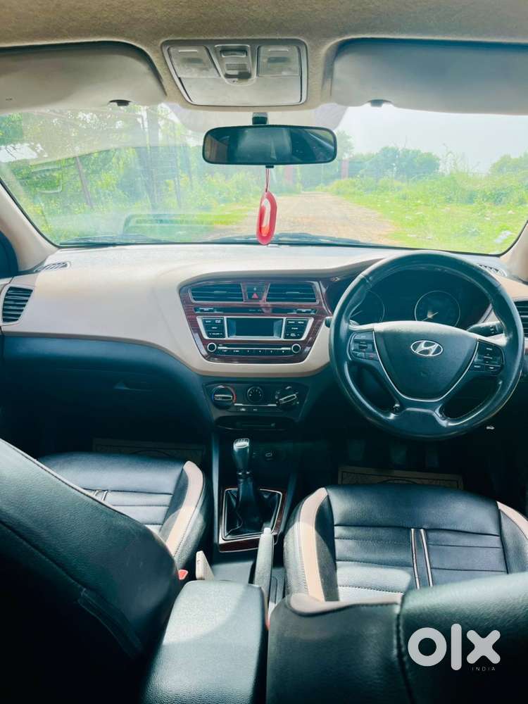 Hyundai I20 2015 Cng & Hybrids 65000 Km Driven